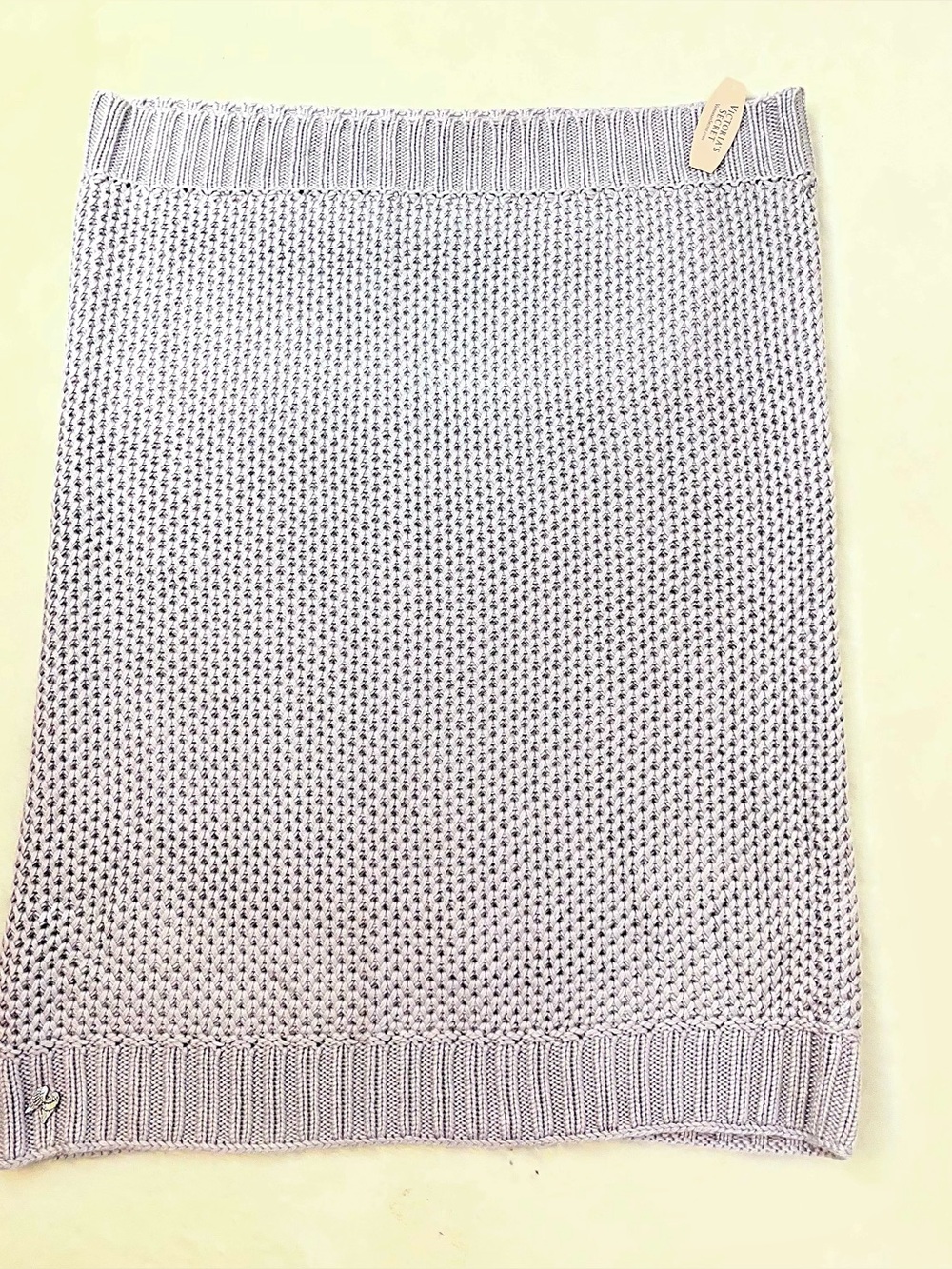 Victoria's Secret Gray Crochet Knit Cozy Winter Scarf One Size NWT